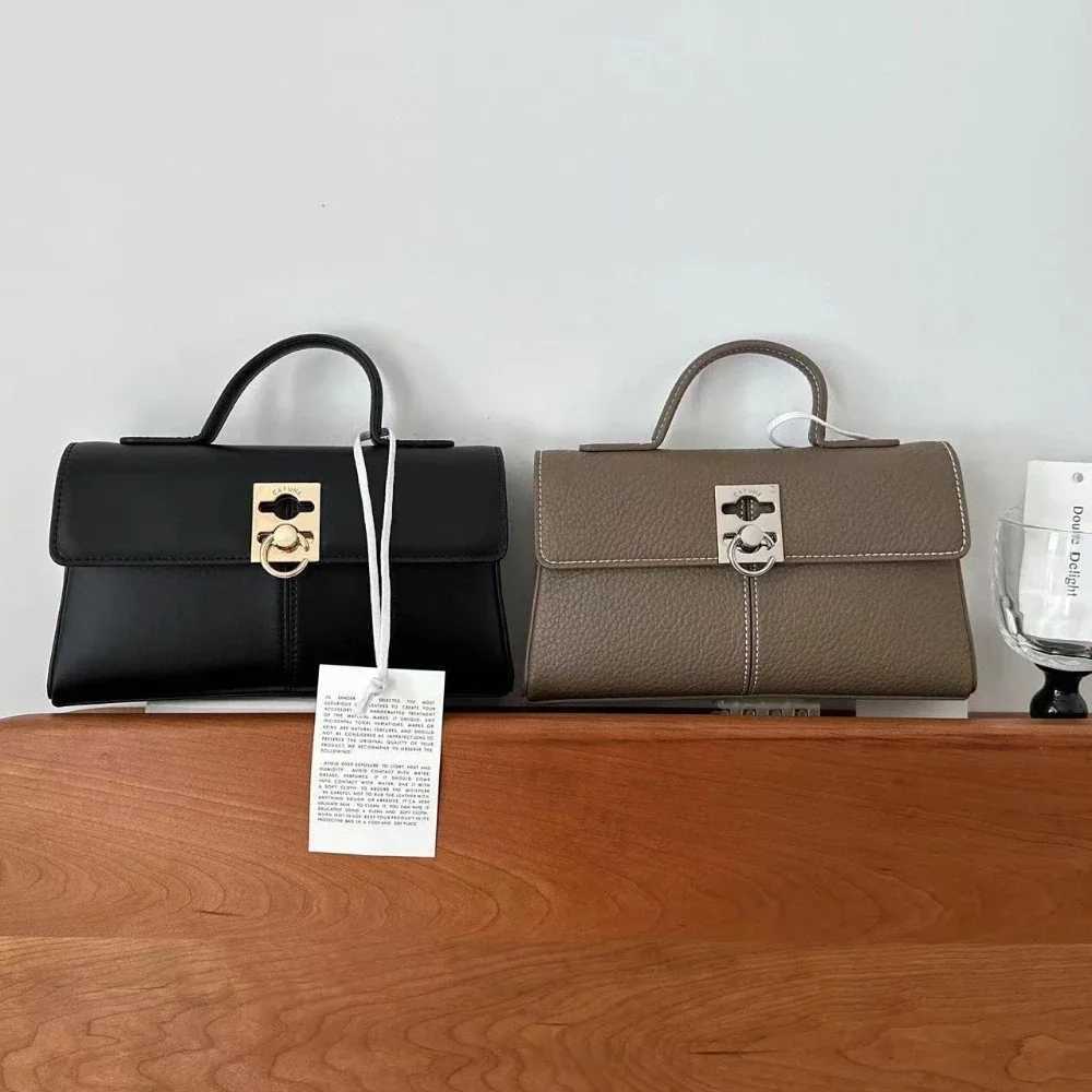 Vintage leather bag light niche small square bag French ten letter handbag Communicating womens bag designer bag Z250324