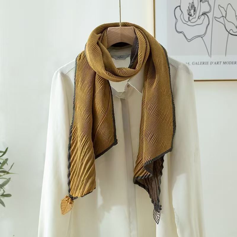T351 cotton and linen pleated scarf 2025 new two-color color matching retro literary neck guard outer wear silk scarf pendant decorative shawl