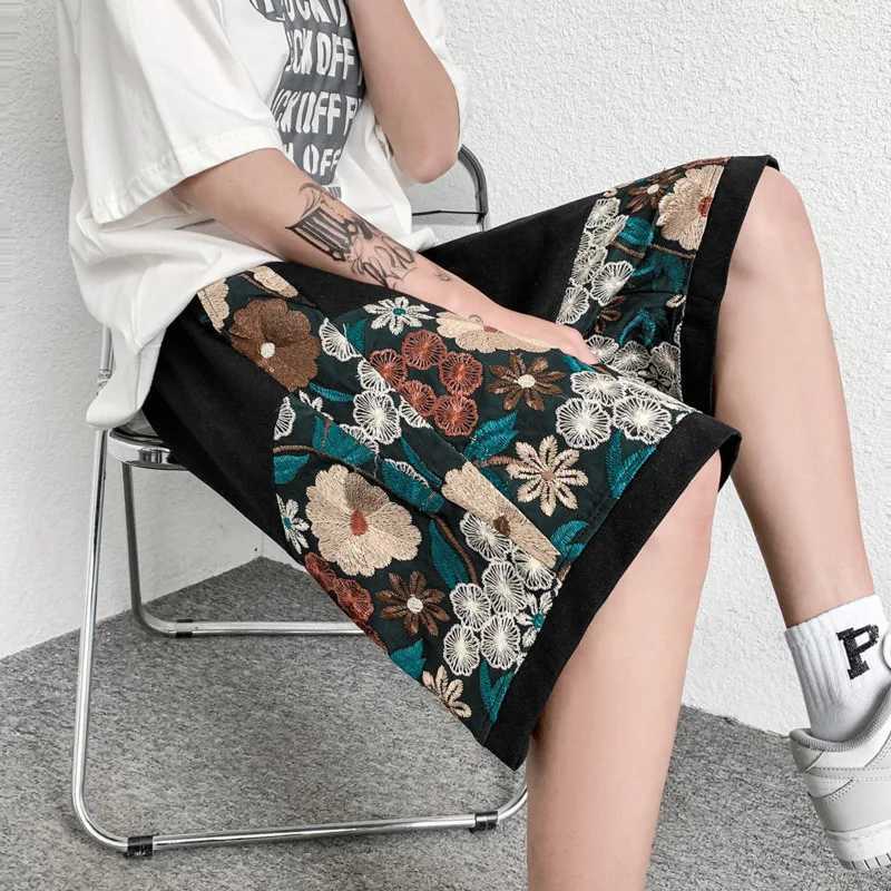 Summer embroidered shorts mens fashion casual mens Japanese streetwear loose hip-hop straight shorts mens plus size W250324