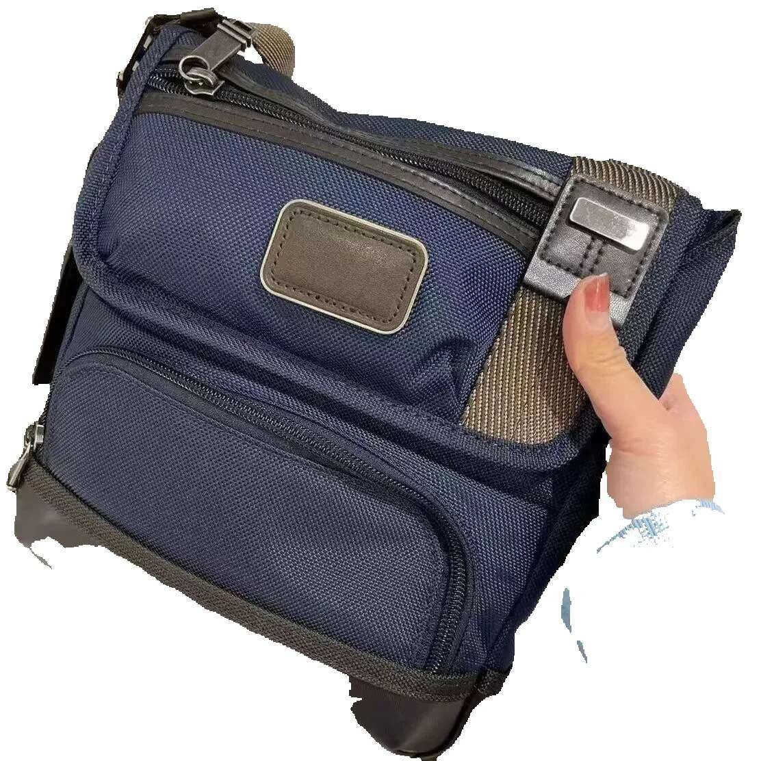 Men's Ultra-Light Business Casual Crossbody Waterproof Ballistic Nylon Small Shoulder Bag For Everyday Wear