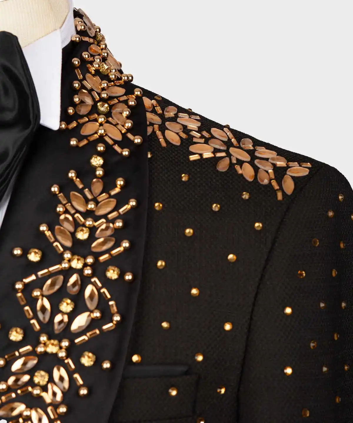 Royal Wedding Tuxedos Beaded Crystal Men Suit Shawl Lapel 1 Piece Set Jacket Formal Party Business Blazers Customized