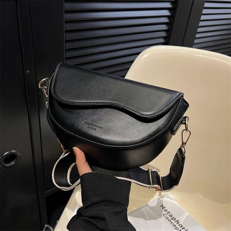 Women's Retro Solid Color Flip Ponytail Saddle Shoulder And Armpit Fashionable Designer Handbag PU Leather Wide Shoulder Strap Crossbody Bag