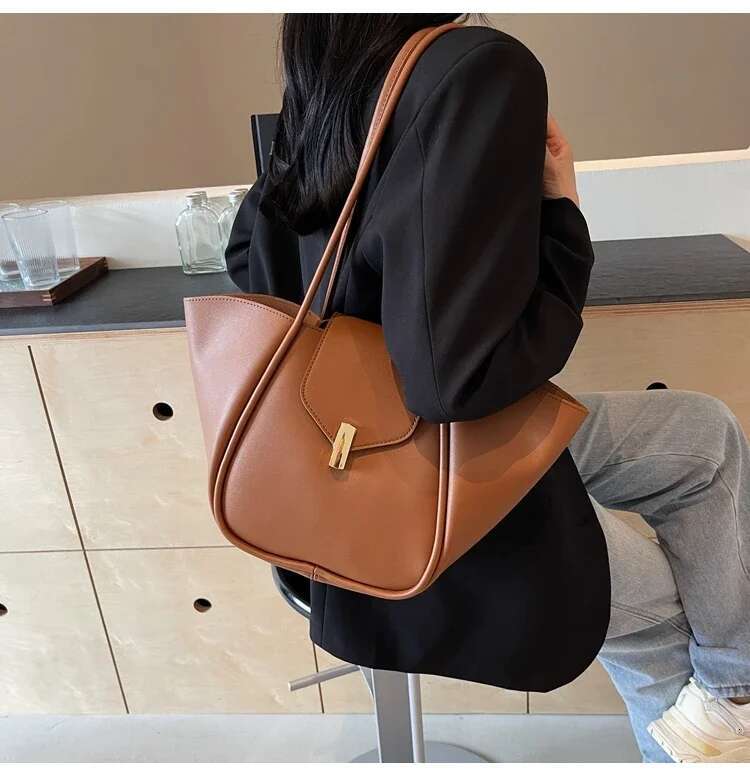 Large Capacity Soft Surface For Women 2025 New Style Simple Temperament Shoulder Niche Texture Wing Tote Bag