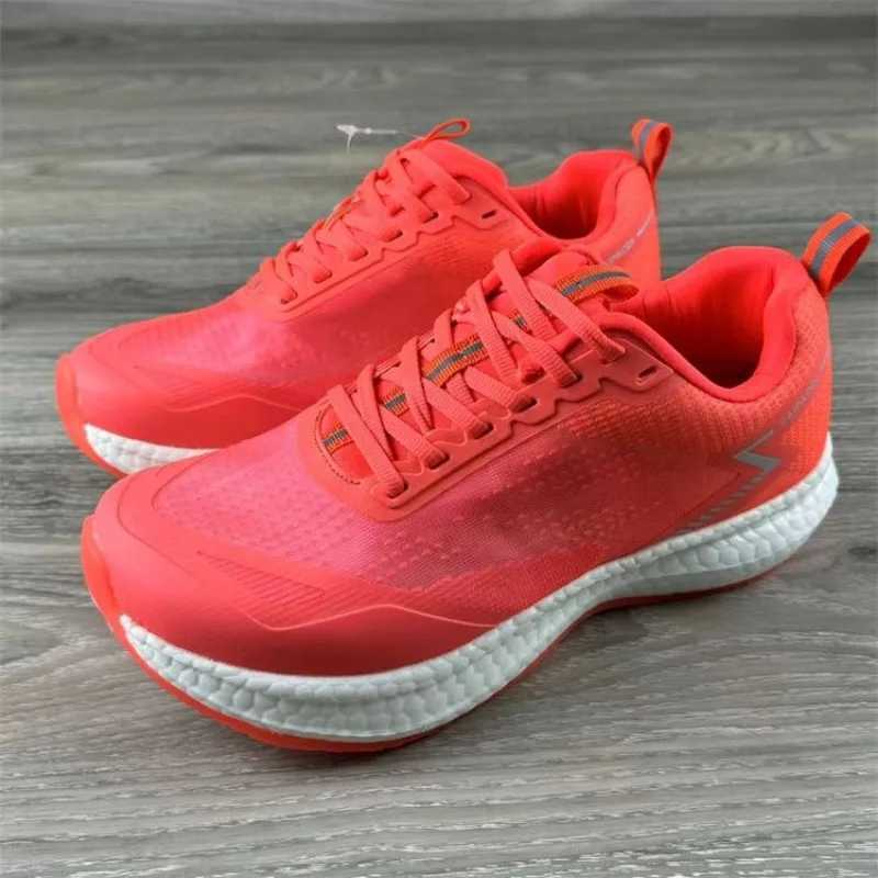Original Brand Unisex Thick Bottom Wide Last Athletic Running Shoe Couples Spring Summer Sports and Leisure Shoe Gym SneakersC250325