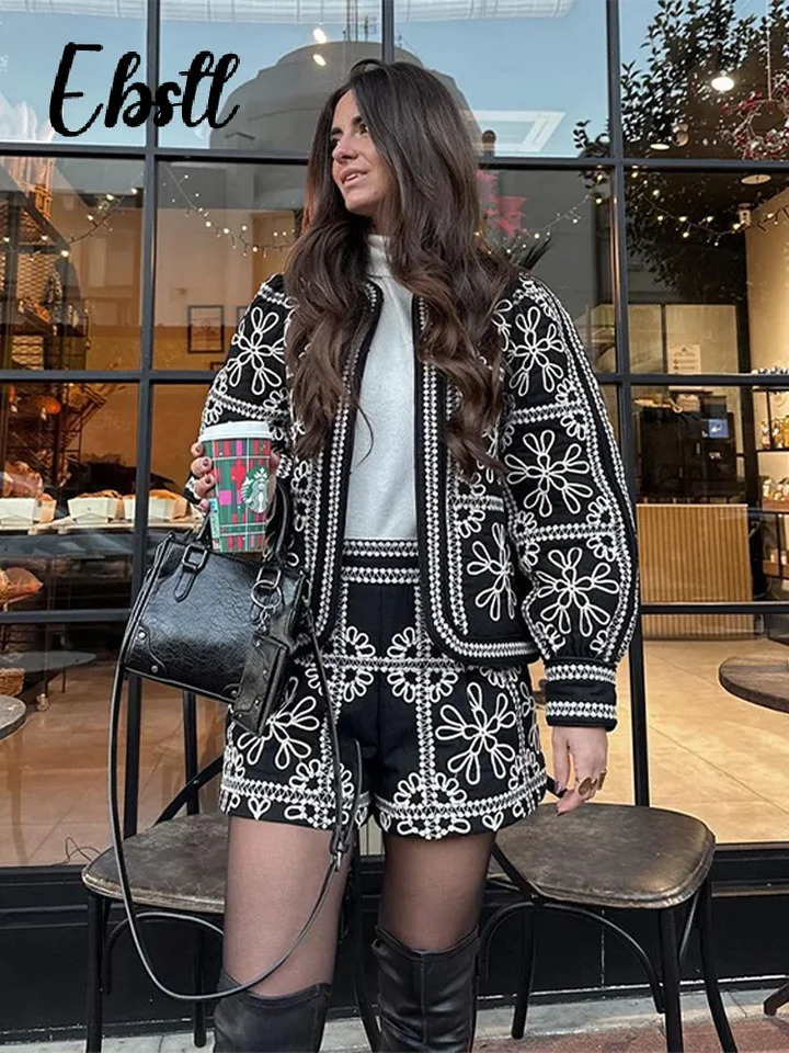 Retro printed jacket shorts set womens loose O-neck lantern sleeve jacket high waisted shorts autumn womens clothing 250322