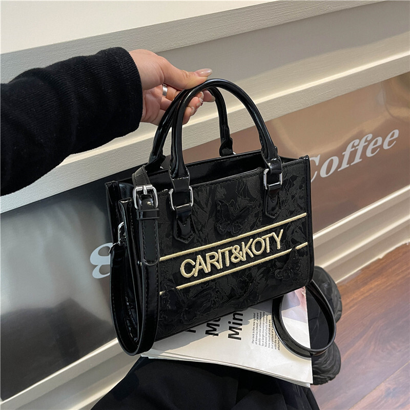 Fashion Bow Embroidery Handbag 2025 New Designer Bag High Quality Texture Large Capacity Commuter Bag Handbag Outdoor Leisure Bag Light Luxury Style F