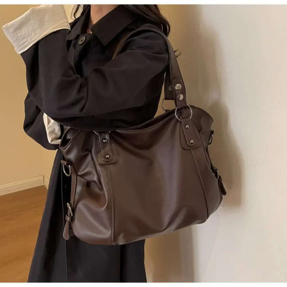 Female Hobo Handbag Large Capacity Shoulder Big Stylsih Tote Bag Ladies Soft Leather Hobos Messenger Bags Women