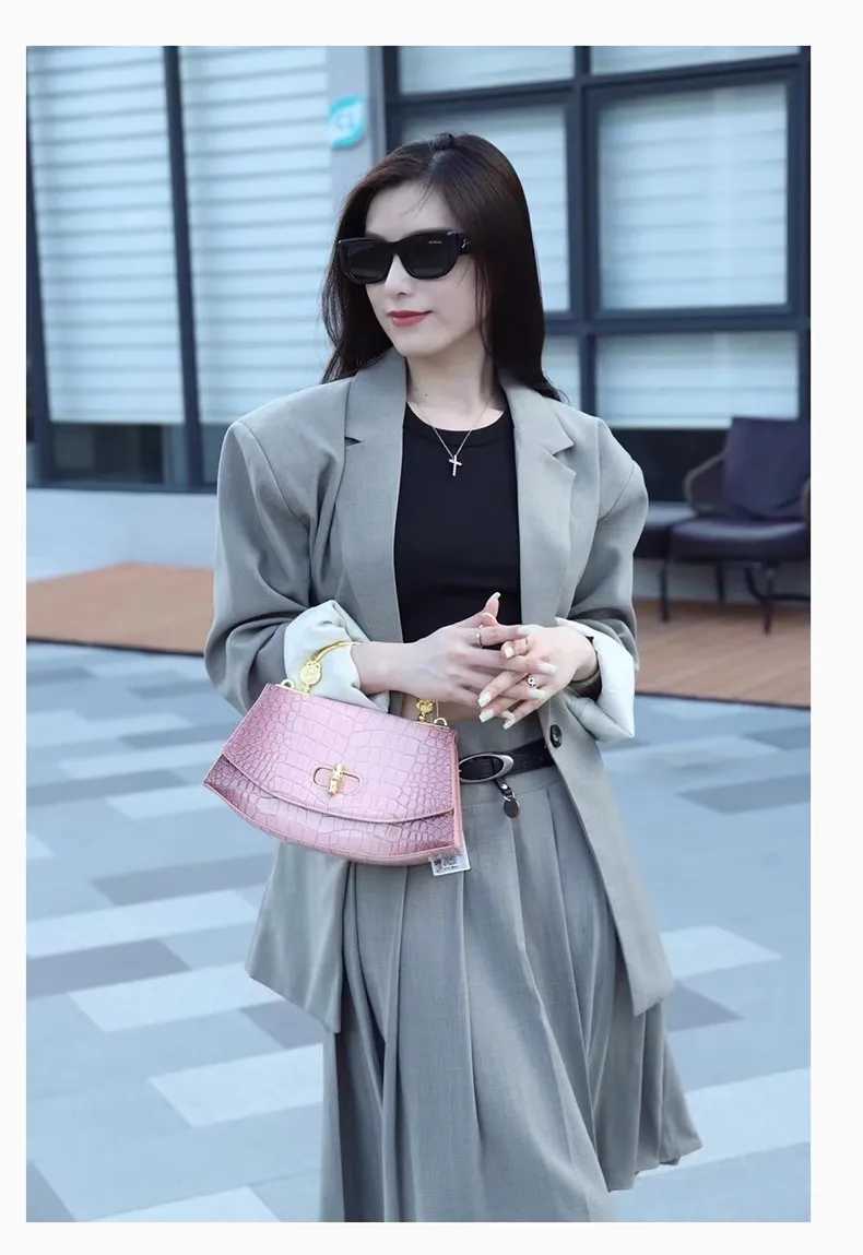 Fashion Genuine Leather Womens Handbag 2024 New Crocodile Pattern Shoulder Messenger Bag Small Portable Saddle Bag Z250324