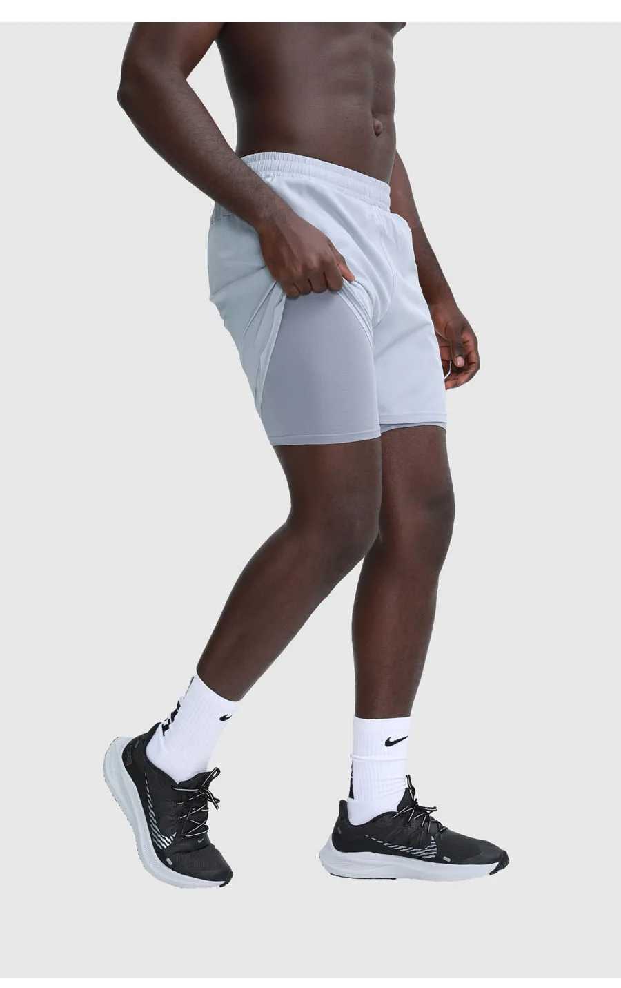 Summer mens quick drying double layered sports camera black and white W250324