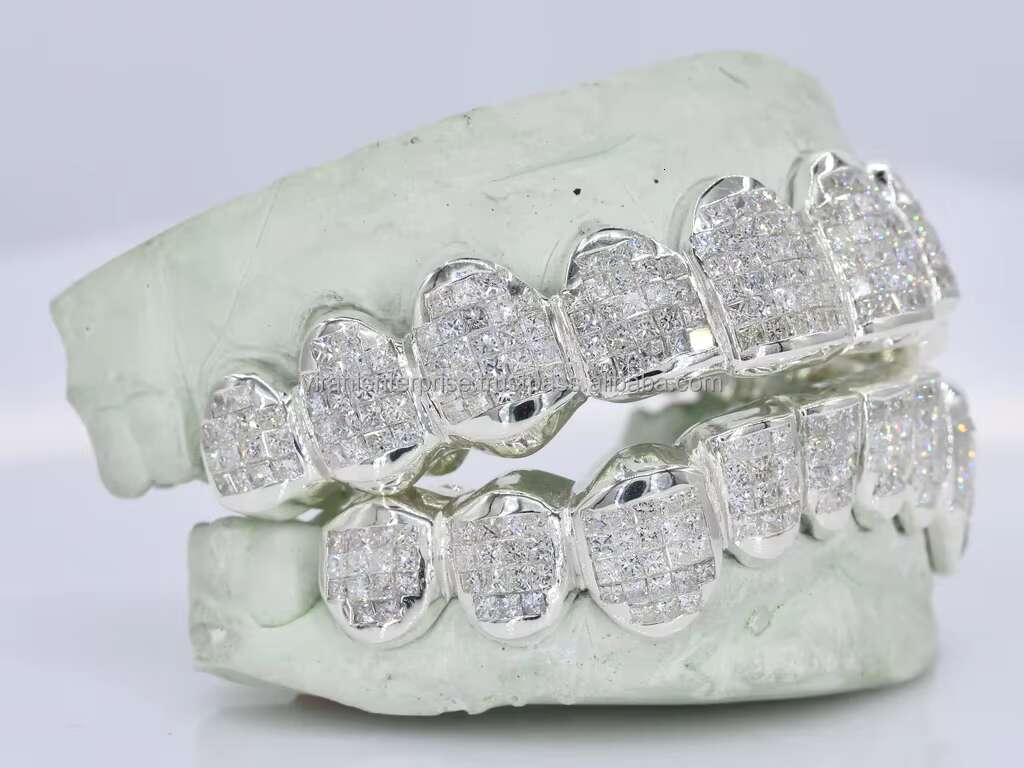 Unique Design in Sale Price Moissanite Grillz Custom Made Full Set Fully Iced Out Grillz 925 Sterling Silver for Men and Women