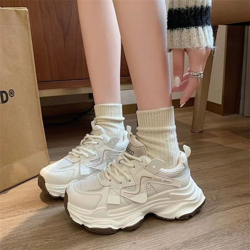 new Free shipping designer Running Shoes vintage sneakers sport outdoor Massage black woman shoes