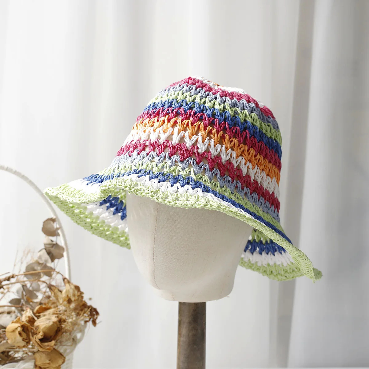 Rainbow woven womens sunscreen hat summer Japanese straw hat protective fashion breathable hollow beach sun hat 250320