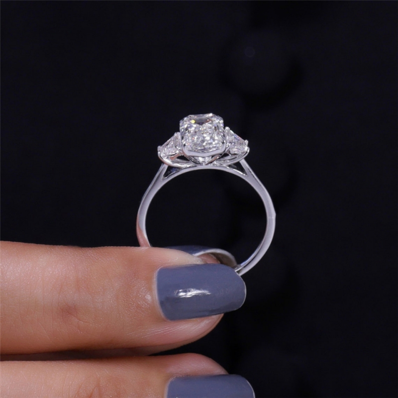 Jewelry IGI Certificate 2.0 Carat Emerald And Tapeziod Three Stone Lab Diamond Engagement Ring For Women Real Gold Diamond Ring