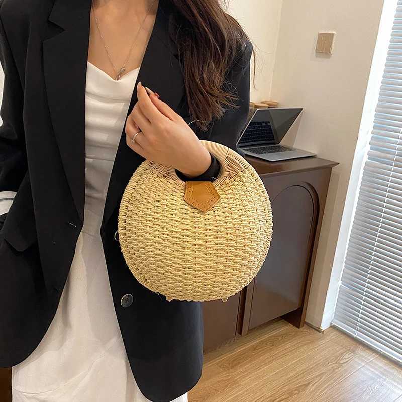 Casual grass womens spherical handbag personalized fashionable popular high-quality womens handbag spring/summer 2025 new item Z250324