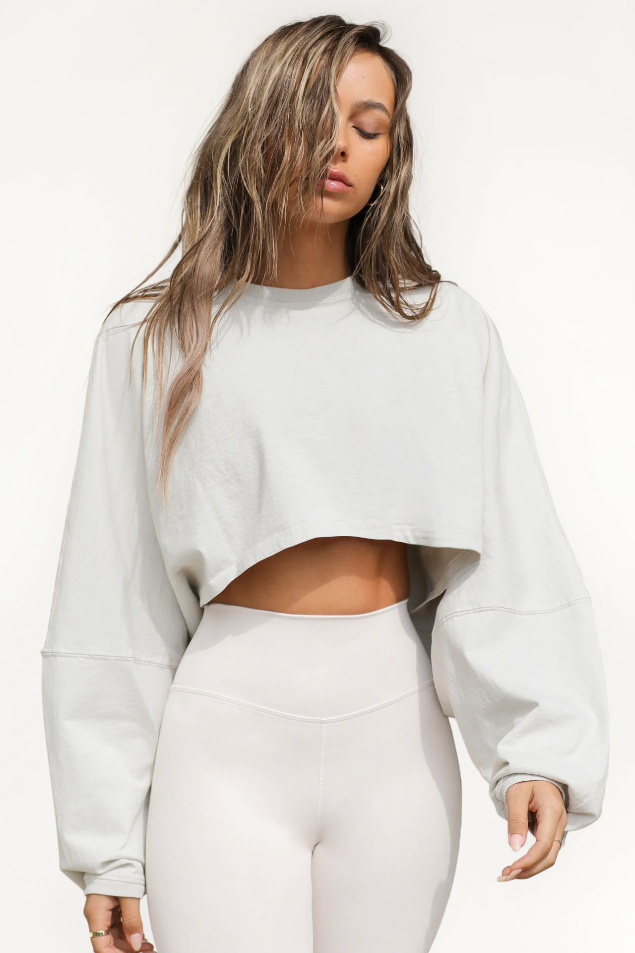 fashion Crop Round Neck Sweatshirt Women s Short Sports Base T Shirt Knitted Sweater Long Sleeved Top knockoff
