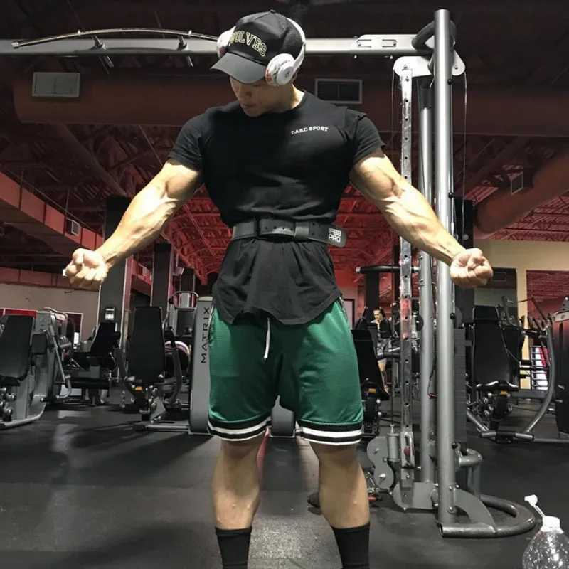 Mens sports basketball shorts with mesh for quick drying fitness jogging casual and breathable mens sportswear summer gym shorts mens pants W250324