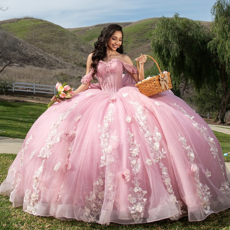 Pink Shiny Quinceanera Dresses Off Shoulder Ball Gown Sweet 16 Dress Beads Appliques Flower Bow Tull Birthday Party Vestidos De 15 Anos