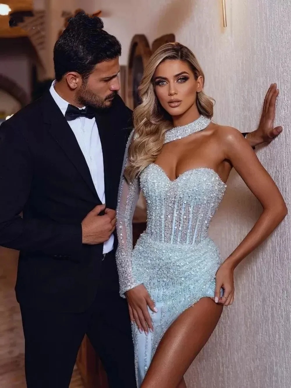 Fashion Evening Dresses Sweetheart Neck One Sleeves Gown Sequins Beaded Split Side Sweep Train Party Customized Dress