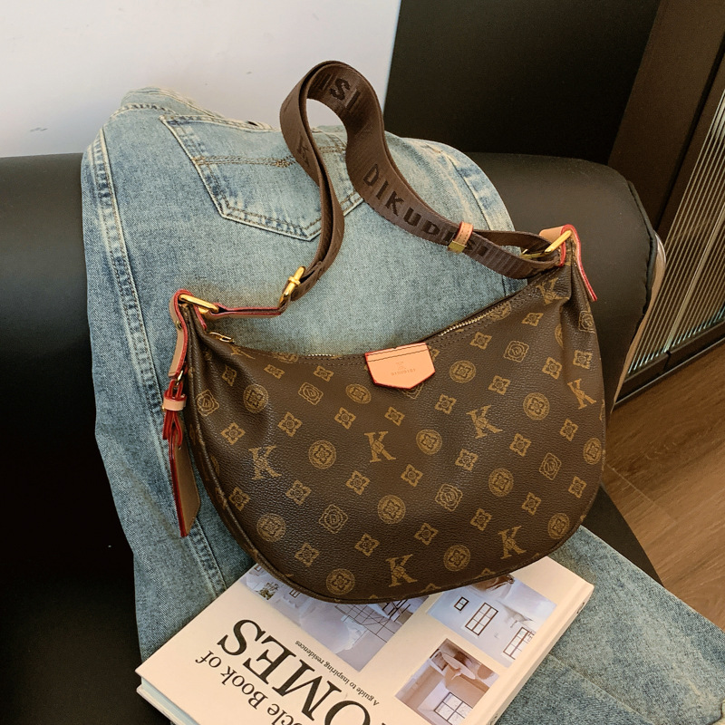 The same new pea bag temperament new moon bag large capacity female dumpling bag 2025
