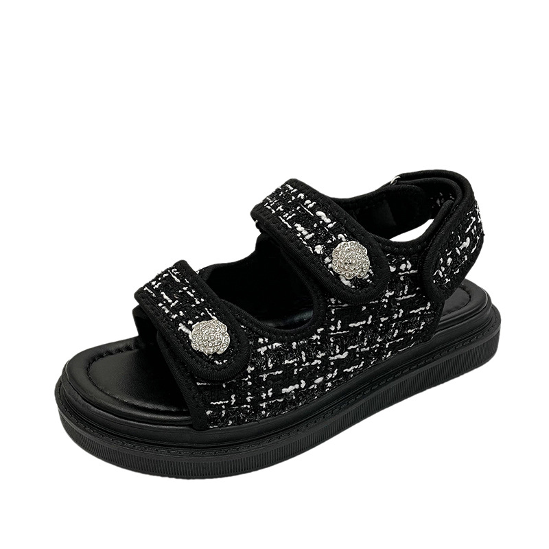 2025 hot new free shipping designer sandals for womens flat sandals black white Summer new thick soled outdoor sandals
