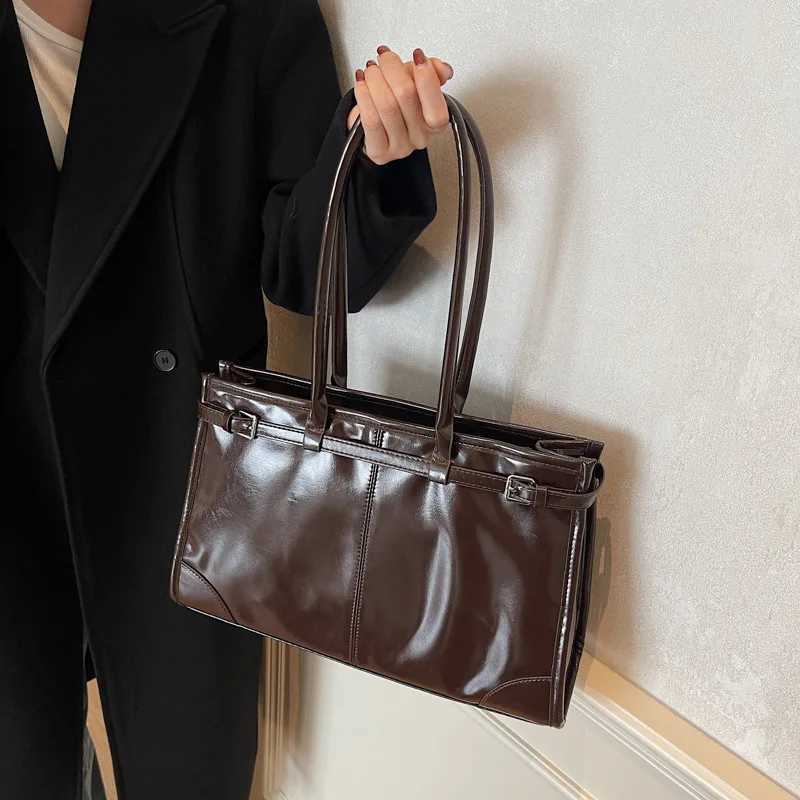 Handbags - Designer hot Oil PU Leather Shoulder Bag Retro Crossbody, Womens Large Bucket Handbag Y250324