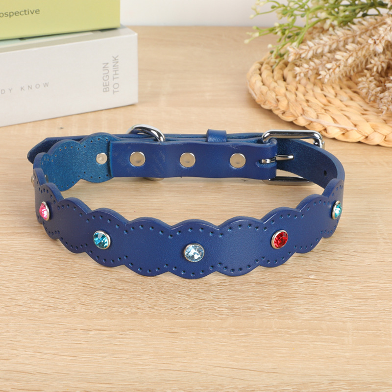 New customized pet collar head layer cowhide collar novel shape large and small dogs applicable