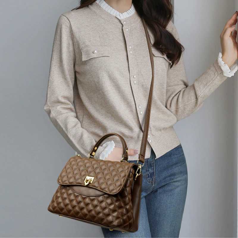 Fashionable and high-quality soft leather messenger bag luxurious designer multi-layer womens handbag womens shoulder bag Z250324