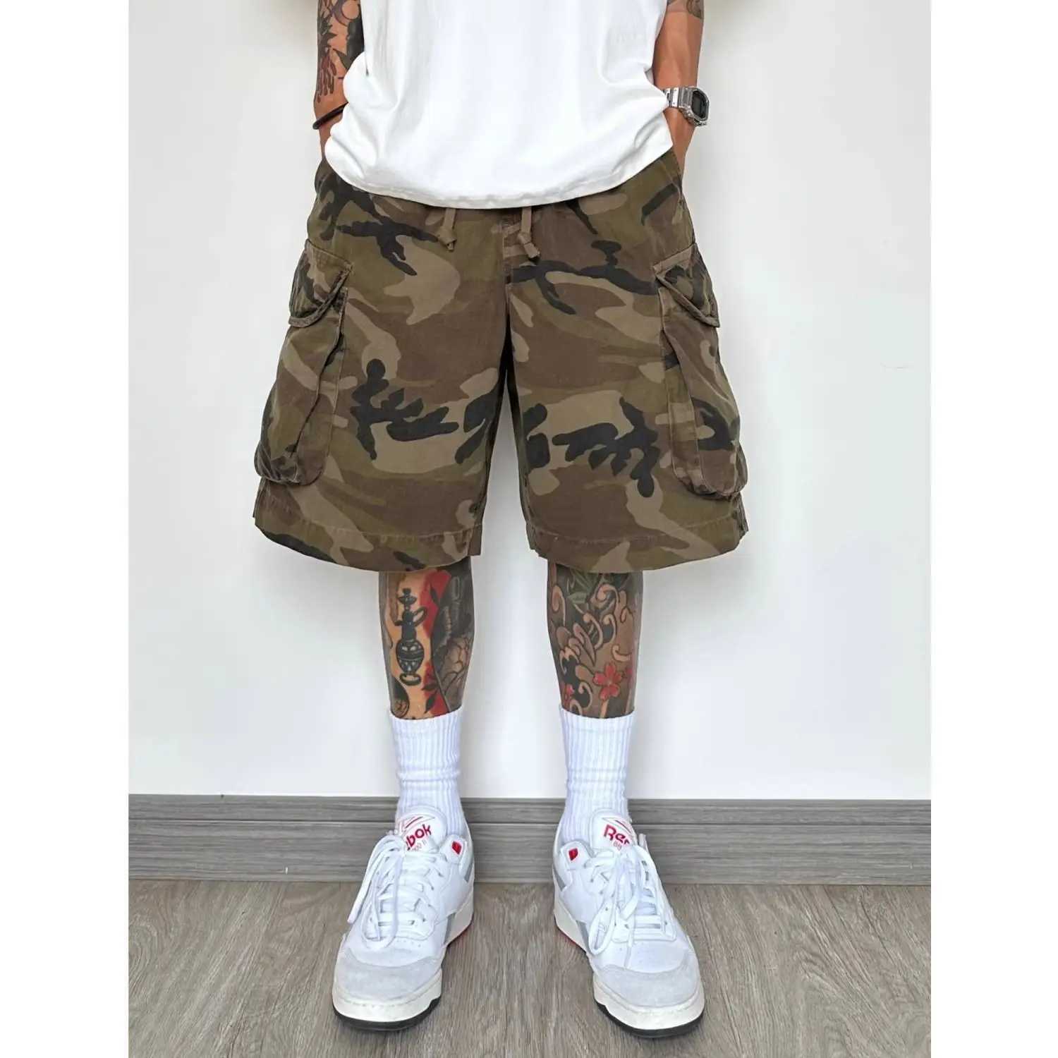 New summer mens shorts retro loose large pocket camouflage work shorts Bermuda hip-hop street casual shorts mensXJ250325