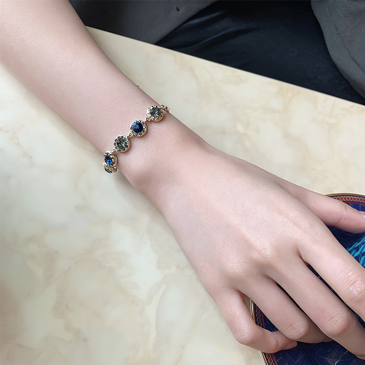 Stylish Korean Inspired Genuine Gold Plated Bracelet with Charming Diamonds for Young Women