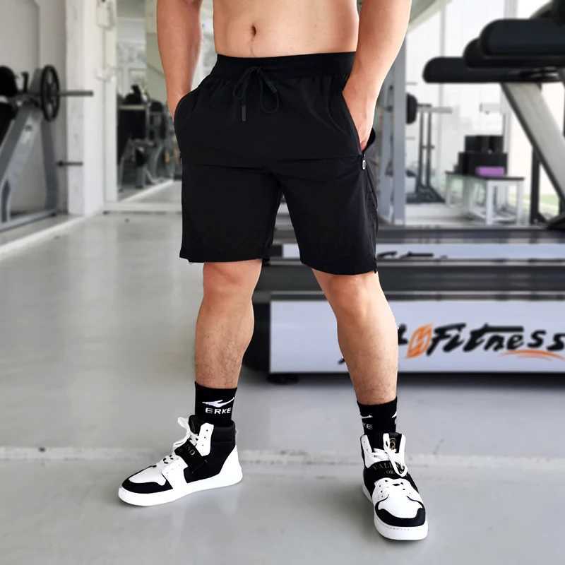 Summer ultra-thin fast drying running shorts gym fitness shorts mens sports spandex ice silk breathable loose training shorts W250324
