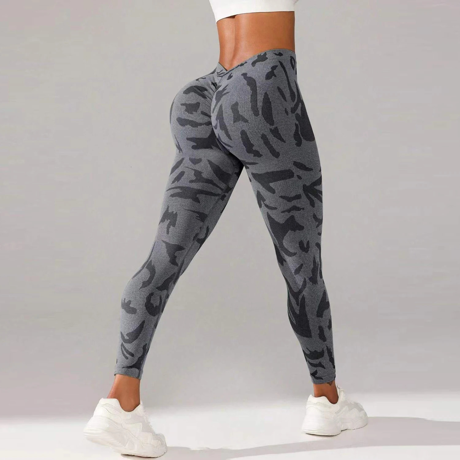 Womens camouflage Vback gym leg and hip lifting fitness exercise twisted yoga pants sports leggings 250324