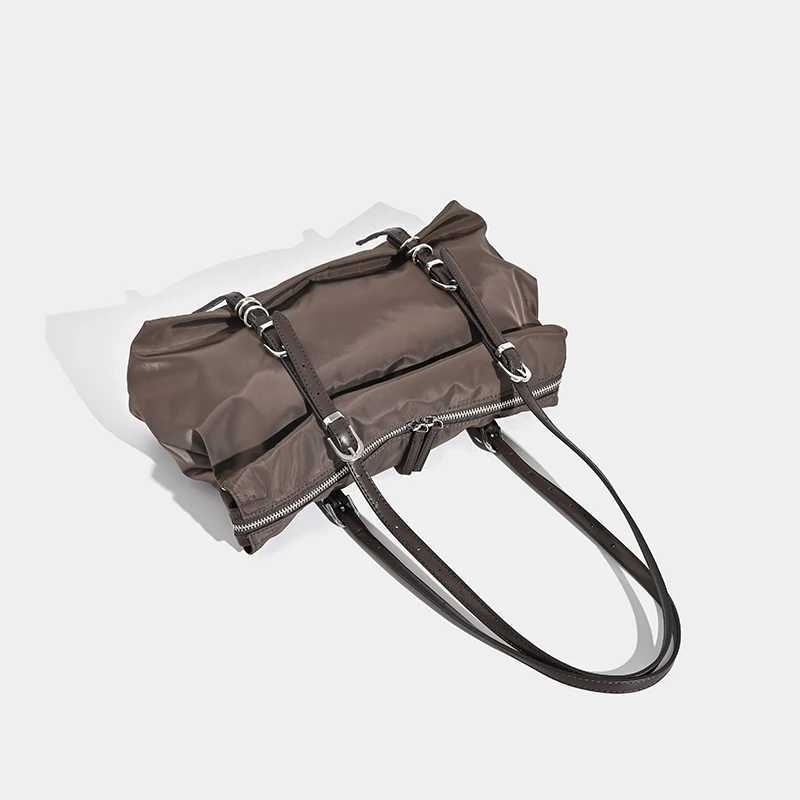 2024 South Korean New Leisure Handbag Commuter Temperature Nylon Shoulder Bag Large Capacity Niche Style Handbag Z250324