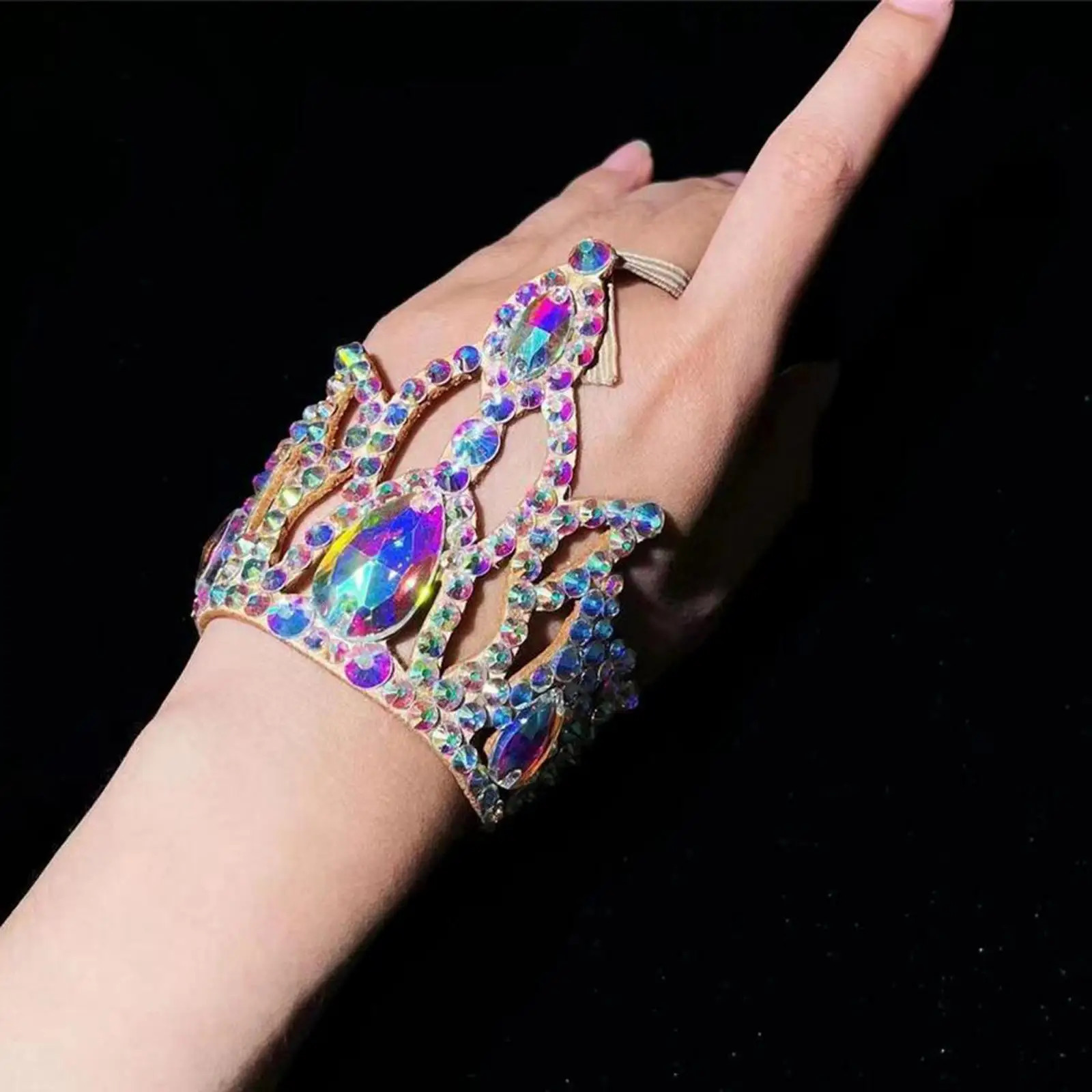Women Belly Dance Bracelet Sparkling Wristband Boho Shining Rhinestone Bracelet Wristlet for Bridesmaid Stage Performance Party 250318