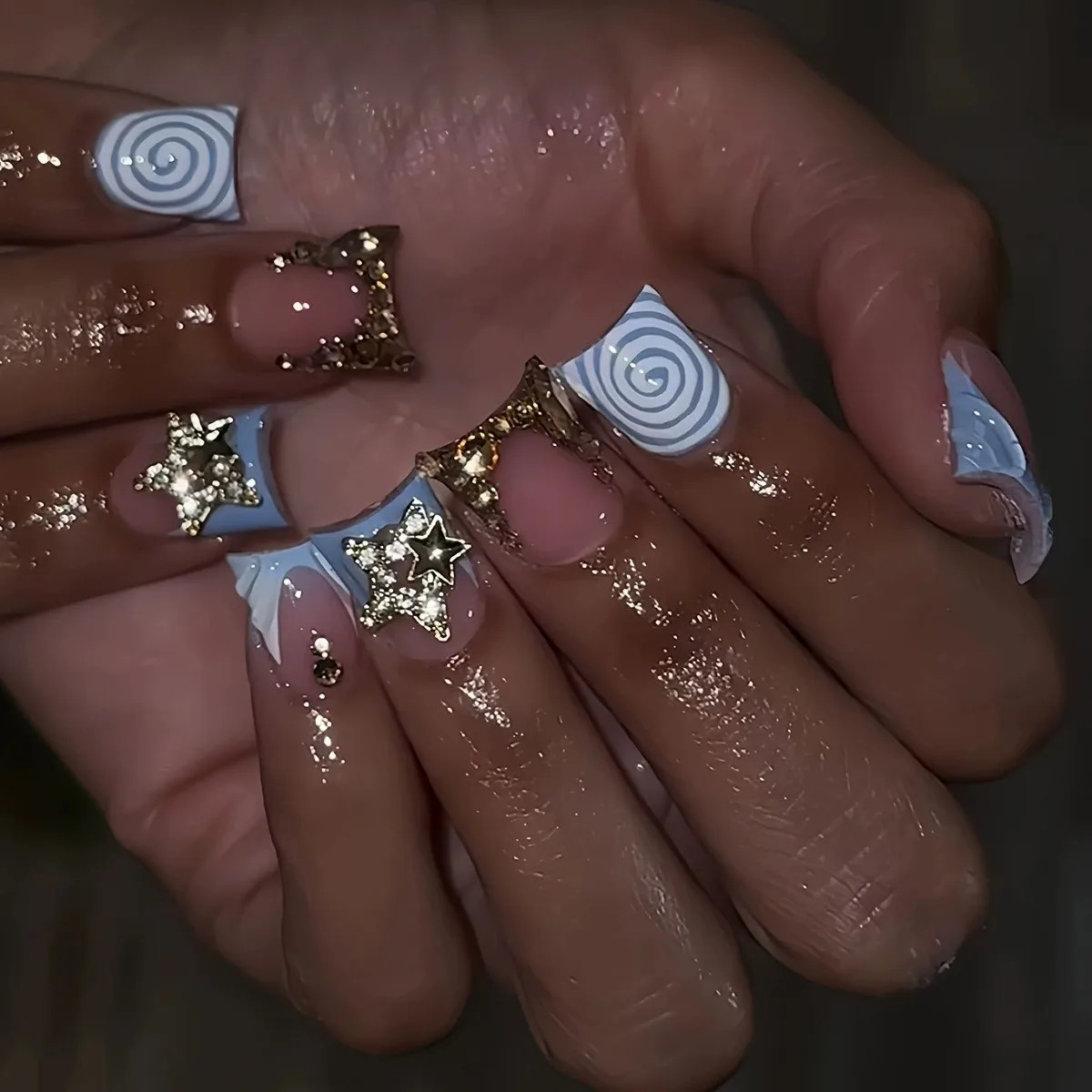 24 pieces of short duckbill fake nails wearable blue French fake nails Star Flash Rhinestone decoration gradient y2k nail press nails 250324