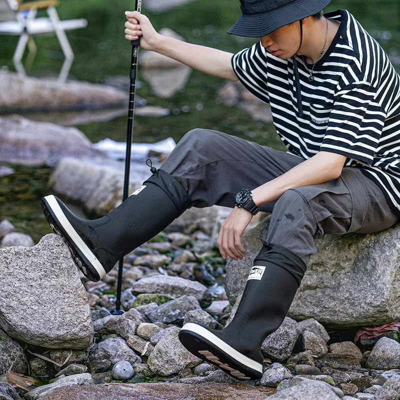 Mens casual shoes outdoor kitchen waterproof and anti slip knee high simple style winter cotton warm plush 250317