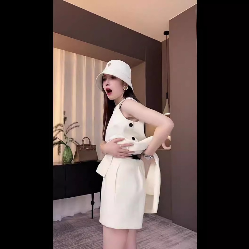 2024 Summer Fashion Set Sleeveless Dress Shorts Comfortable, Casual And Simple