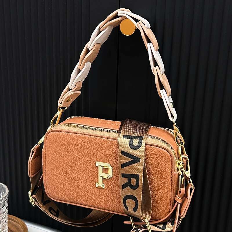 2025 New Customized Initial Designer Fashion Women's Zipper Coin Wallet with Keychain Leather Mini Change Wallet Small Slot Storage Bag5