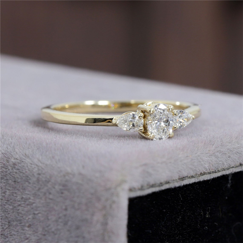 Jewelry Three Stone Engagement Ring 5.0*3.5 MM Oval Shaped Lab Diamond Ring Classic Wedding Band Ring Anniversary Gift Ring For Her
