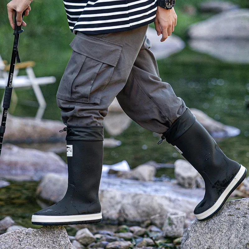 Mens casual shoes outdoor kitchen waterproof and anti slip knee high simple style winter cotton warm plush 250317