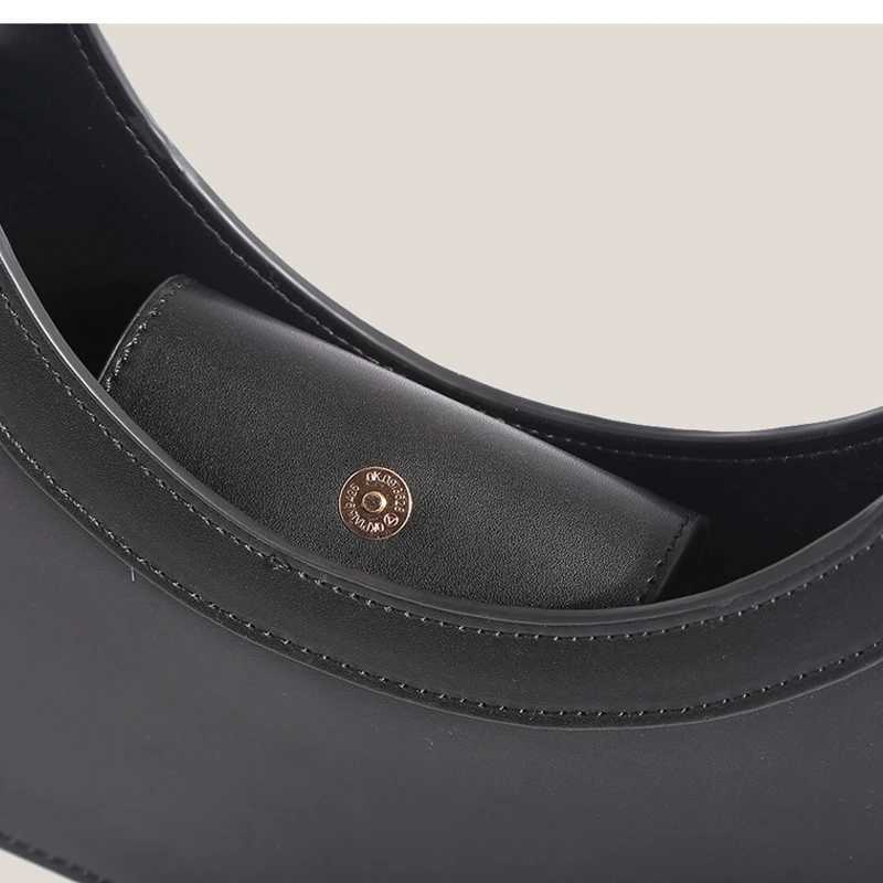 Tailored personalized ring handbag womens designer handbag 2023 new fashion high-quality texture handbag Z250324