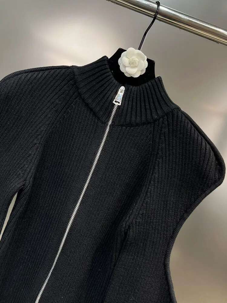 Fashion Women's Irregular Wave Edge Knitted Cardigan Autumn Stand Collar Long Sleeve Zipper Sweater Female