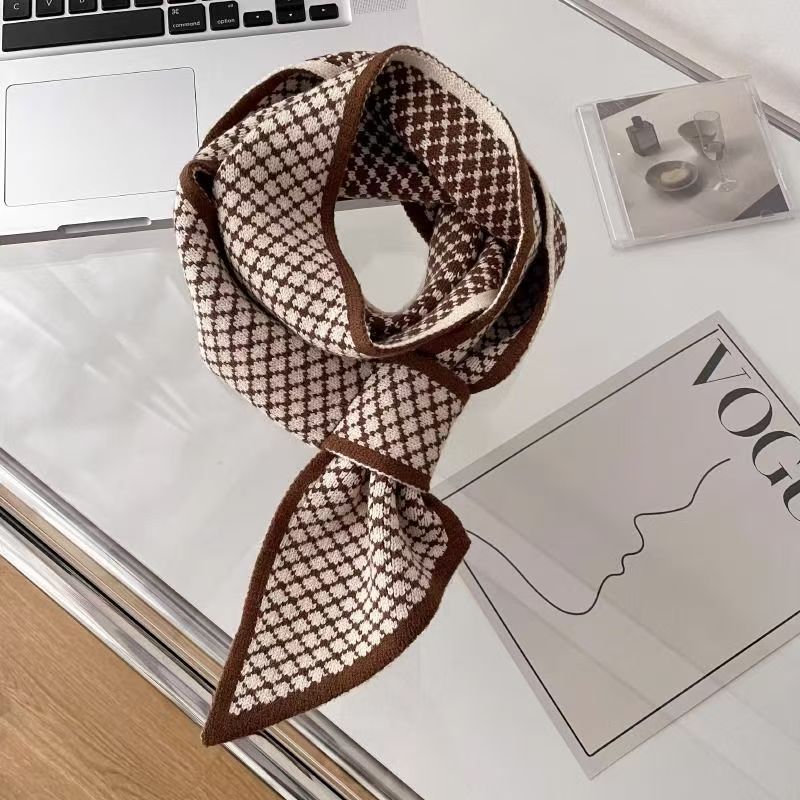 T350 new style warm interlaced scarf female Korean version all-match high-end couple style fashion plaid knitted small scarf