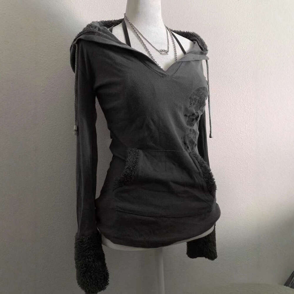 American ruins, antique prints, waist cinching, spring and autumn tops, gray lambhair hooded sweatshirt