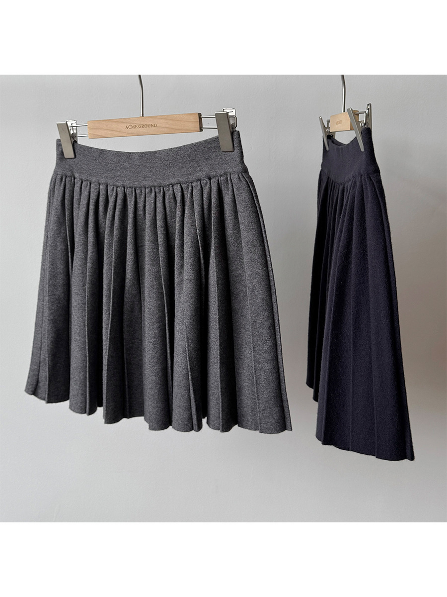 Shi Jian Unconstrained Miu Series Knitted Cardigan+Skirt Set With Elastic Waist And Pleated Skirt 00263