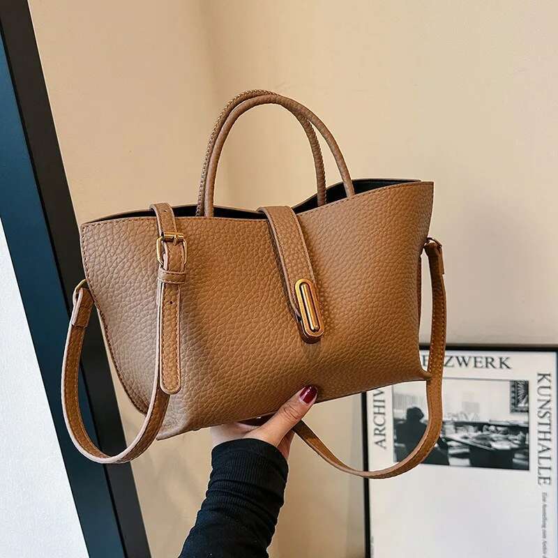 2025 new women's handbag, new lychee leather designer fashion handbag, multifunctional evening commuting single shoulder simple crossbody bag5