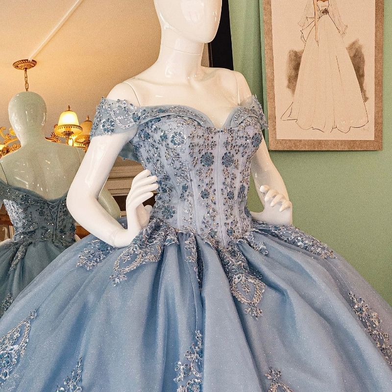 Light Blue Shiny Off The Shoulder Beading Crystal Quinceanera Dresses Ball Gown Appliques Lace Tull Sweet 15 Vestidos De XV Anos Sweet 16 Dress
