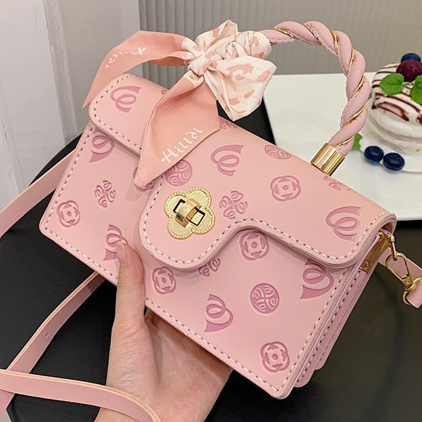 free shipping Hand Woven bag Hand sewn homemade small square bag woven cherry blossom crossbody bag 2025s hot