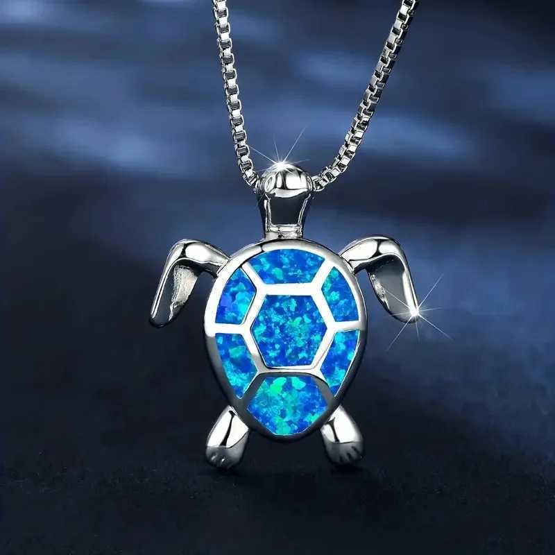 Interesting Steel Jewelry Turtle Animal Pendant for Women Blue Crystal Wedding Jewelry Charm Necklace for Women Necklace Accessories W250325
