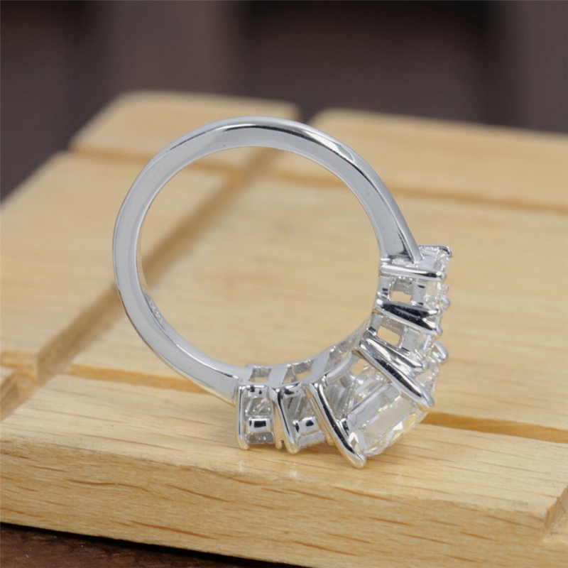 Jewelry Real Gold 3.0 Carat Lab Diamond Emerald Cut Womens Engagement Ring 18K 14K 950 Platinum Five Stone IGI Certificate Lab Grown Diamond Ring