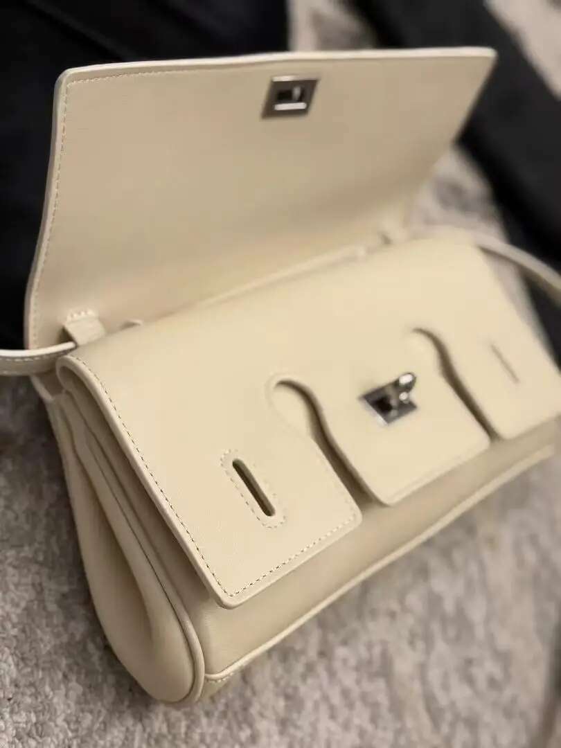 Genuine Leather Handbag 2025 New Niche Design Lock Small Square Vintage Motorcycle Style Cowhide One-Shoulder Crossbody Bag